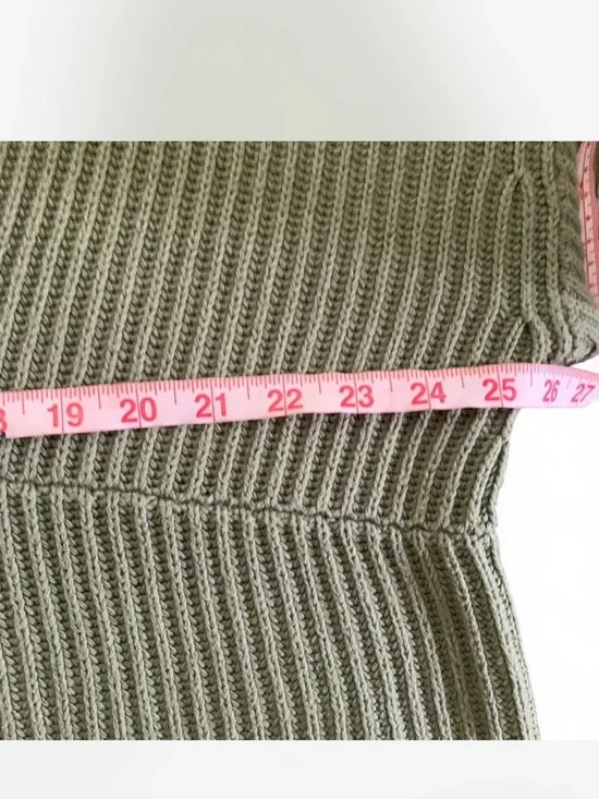 Preppy Minimalist Size M Olive Ribbed Cropped Sweater - Women - Picture 3 of 7